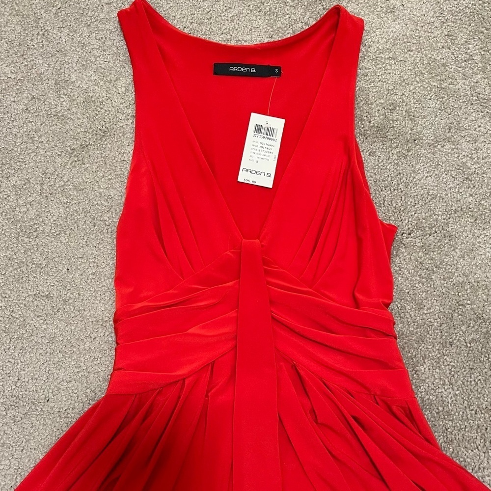 NWT Arden B Red V Neck A Line plunged sleeveless Pleated Cocktail Dress Party S - Picture 4 of 13